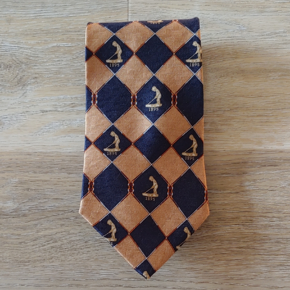 Vintage Pinehurst 1895 Golf Theme Tie